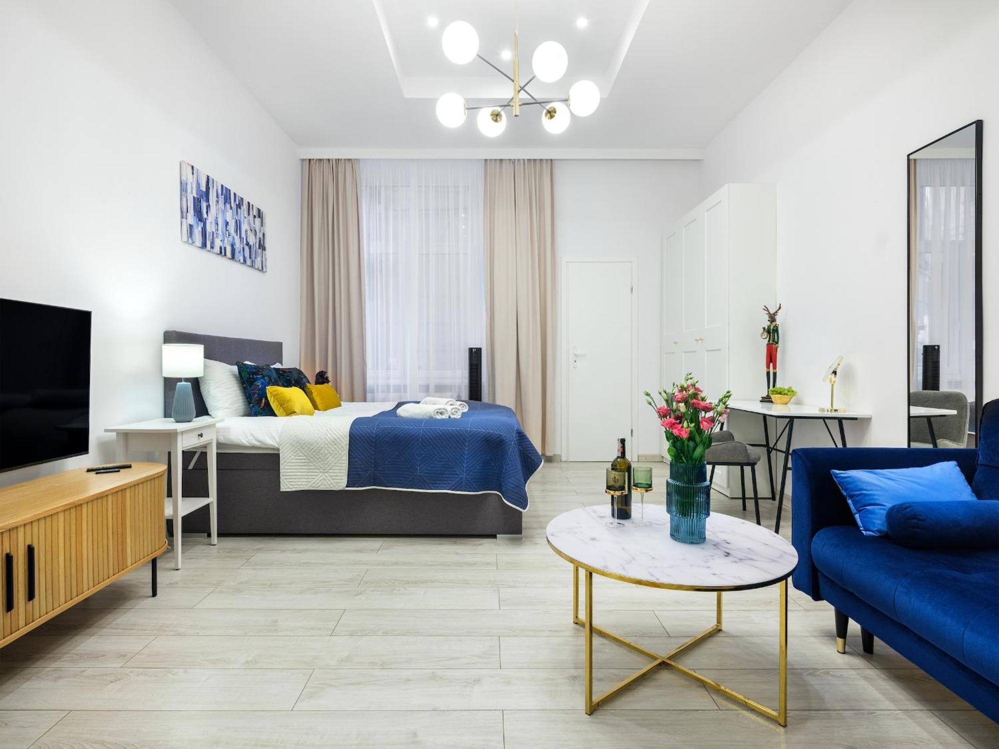 Bluebird Apt Old Town & Wawel Hill By Vistula River - By Homelike Cracovia Exterior foto
